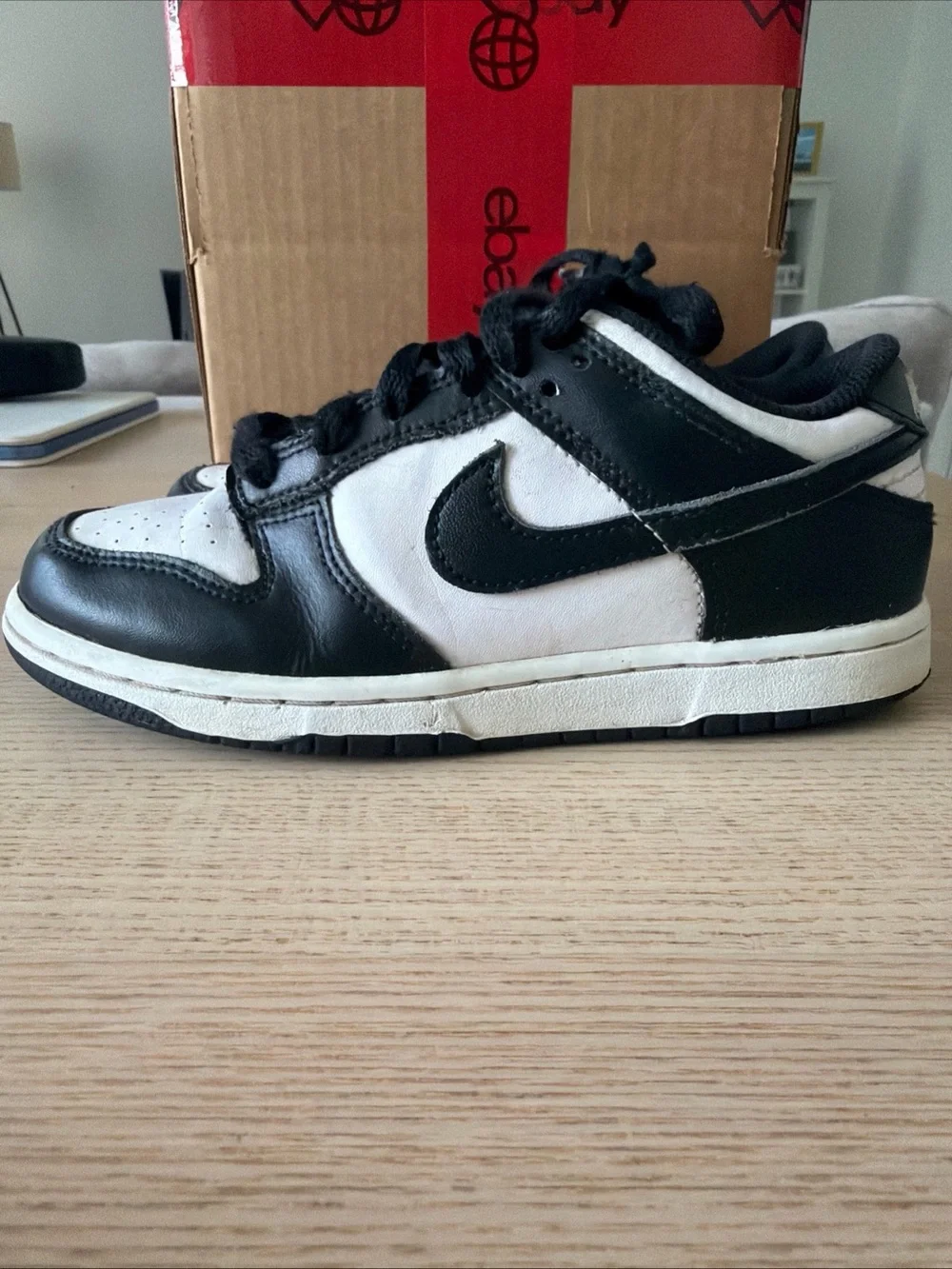 Nike Dunk Low Shoes Youth Size 1.5 Y Black White Panda GS